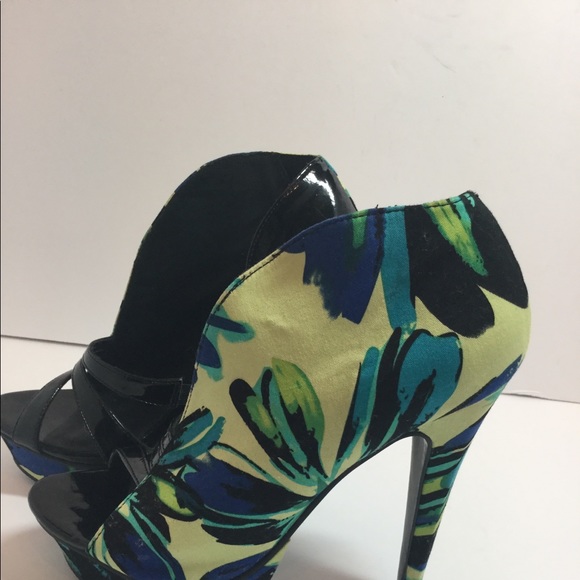 Michael Antonio green and multicolour Open Toe - Picture 5 of 13